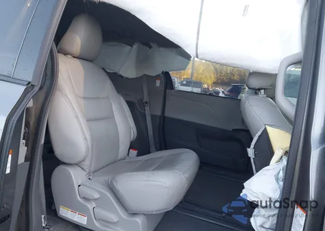 2017 Toyota Sienna Le 8 Passenger from USA, damaged, VIN 5TDKZ3DC7HS798123